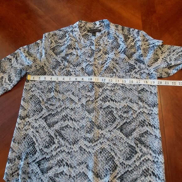 Banana Republic Black, Grey & Ivory Snakeskin Pattern Blouse - Picture 9 of 12